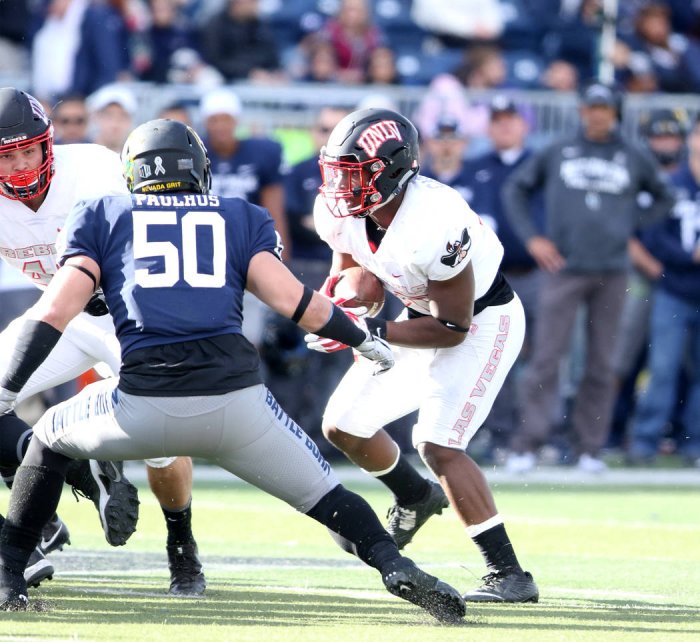9613772_web1_fbc-unlv-112617hf_050.jpg