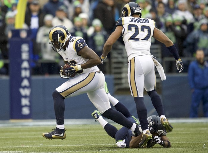 akeem-ayers2.jpg