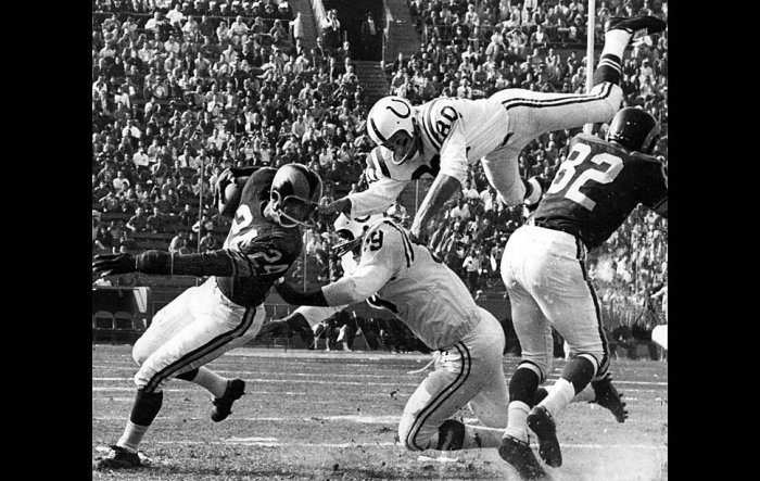 fa_405_ramscoltsfootball60_970.jpg