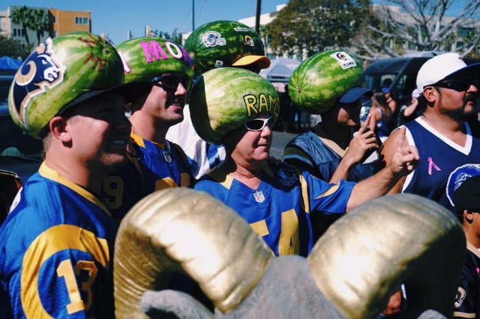 fans-8.jpg