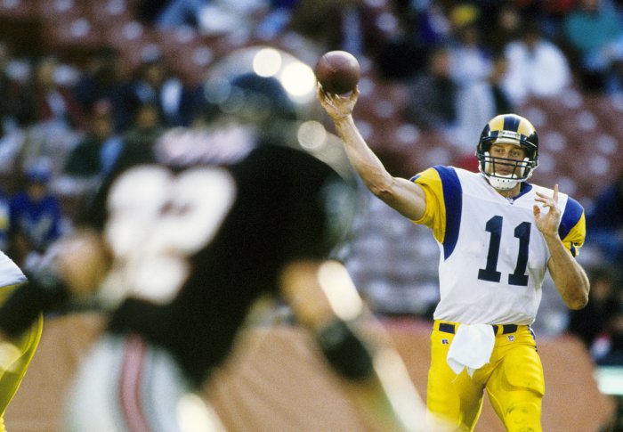 Jim-Everett-Rams-2-Credit-RVR-Photos-USA-TODAY-Sports.jpg