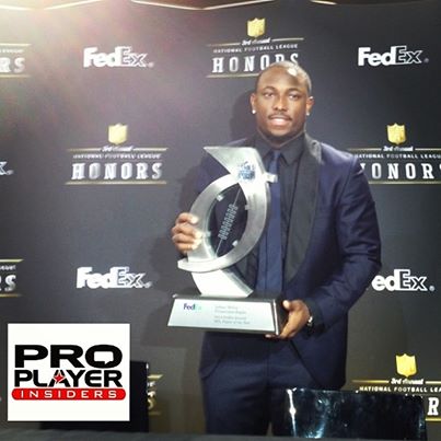 Lesean-Mcoy-NFl Sack Trophy1.jpg