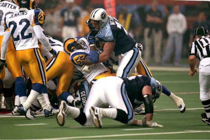 london-fletcher-2002sb-apnfl.jpg