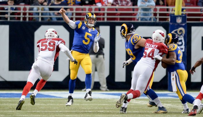 Nick Foles4x.jpg