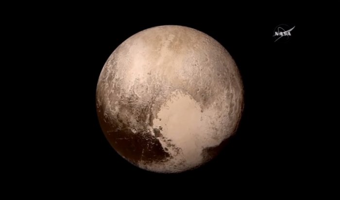 pluto-001.jpg