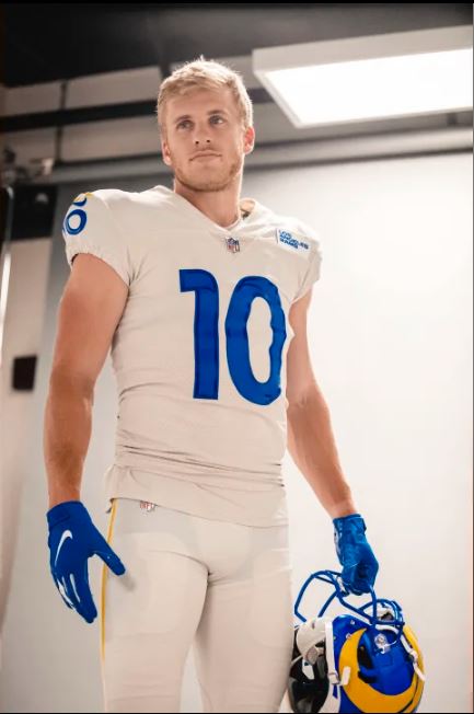 RamsnewUniforms69.JPG