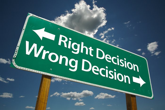 right-way-wrong-way.jpg