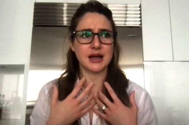 shailene-woodley-engagement-ring-aaron-rodgers.jpg