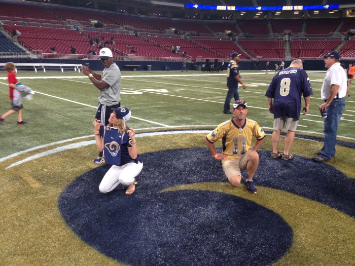 ST LOUIS RAMS WEEKEND 201.JPG