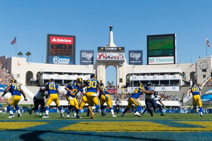 temp_RT11901--nfl_mezz_1280_1024 (1).jpg