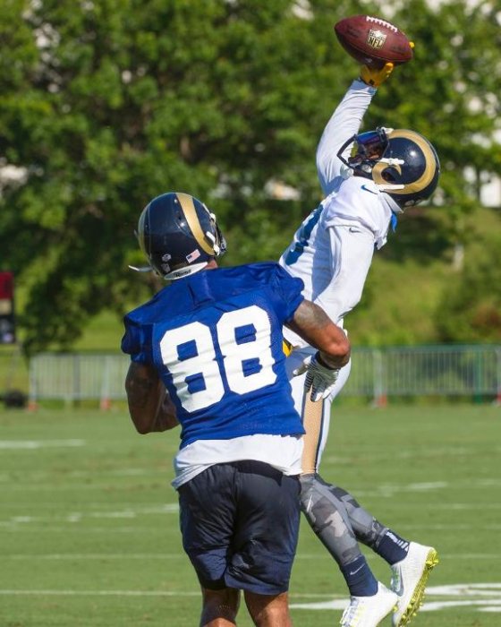 temp_SR13348--nfl_mezz_1280_1024.jpg