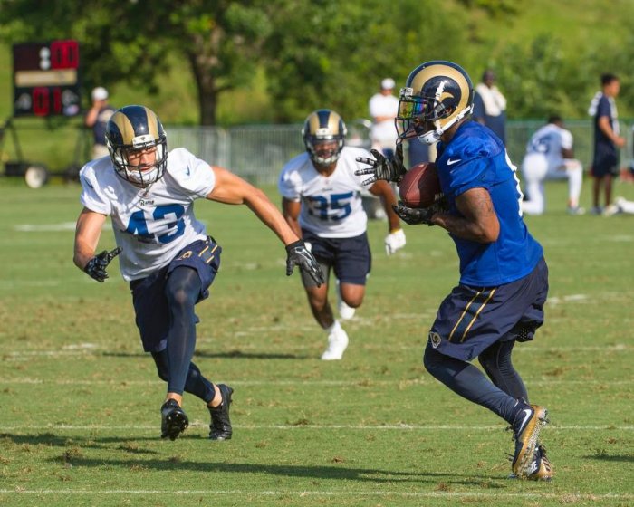 temp_SR13410--nfl_mezz_1280_1024.jpg