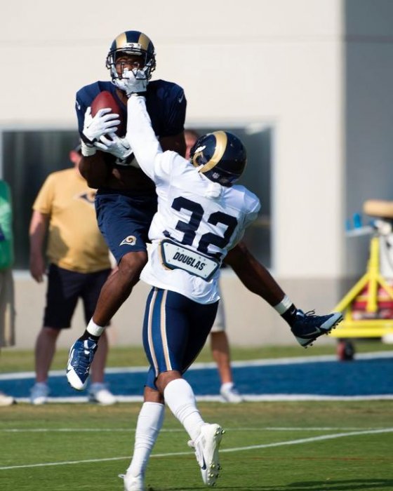 temp_SR16060--nfl_mezz_1280_1024.jpg